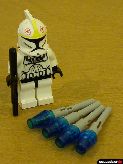 V-19 Torrent accessories- Clone Trooper minifig with provided missile projectiles