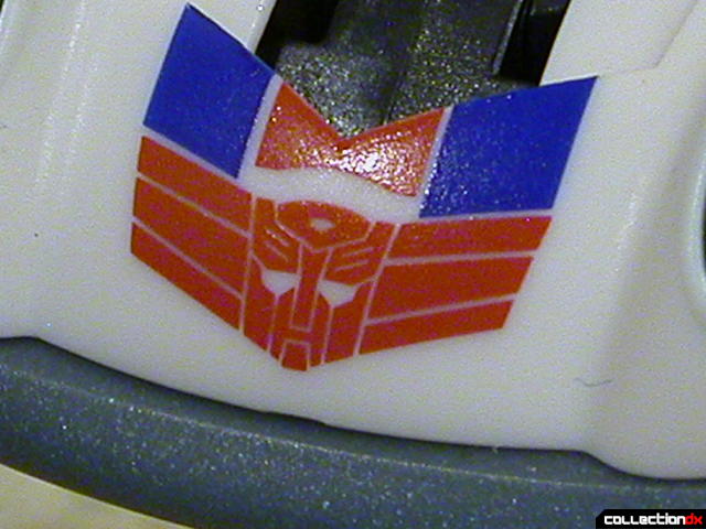 Autobot Jazz- robot mode (Autobot Elite Guard logo close-up)