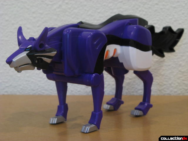 Transforming Fury Megazord Set- Purple Wolf Spirit Zord (front)