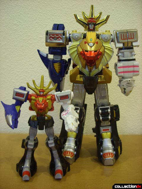 Retrofire (L) and Dlx. Wild Force Megazord (R)