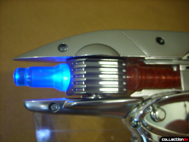 Starfleet Phaser (Stun barrel, lit)