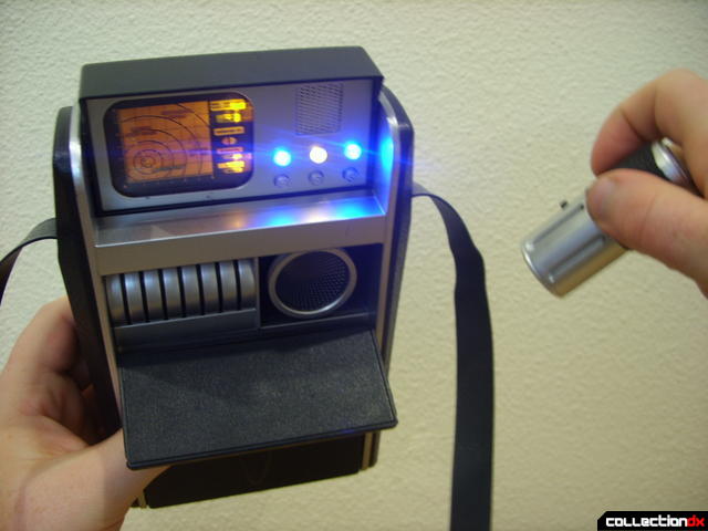 Classic Science Tricorder (with Science Scanner in-use)