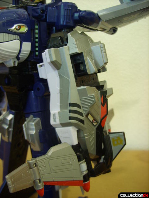 Engine Gattai Seiku-Oh (left arm detail)