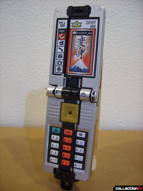 Henshin Keitai Shodou Phone- Phone Mode (open, front)