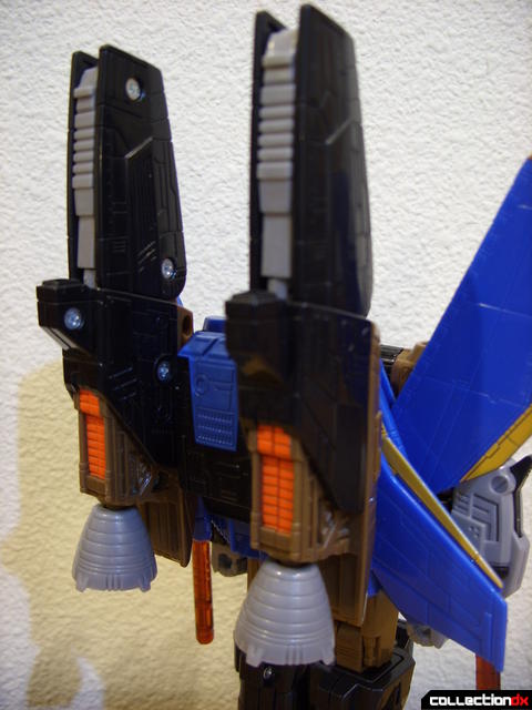 Autobot Tread Bolt with armor- robot mode (booster detail, cannons retracted)