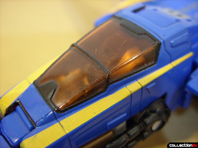 Autobot Tread Bolt without armor- vehicle mode (cockpit detail)