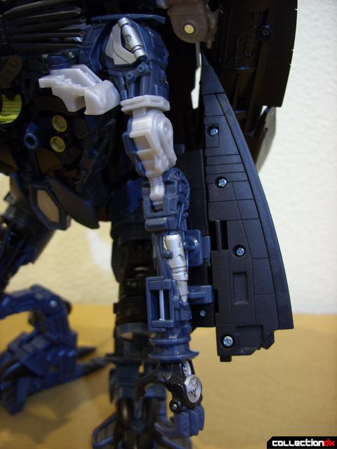 RotF Leader-class Autobot Jetfire- robot mode (left arm detail)