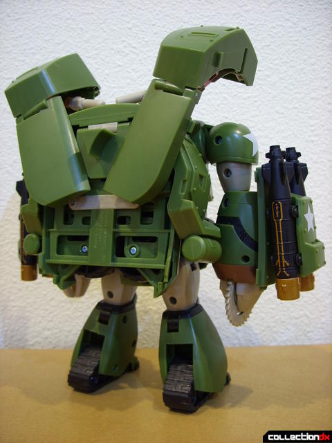 Animated Leader-class Autobot Bulkhead- robot mode (back)