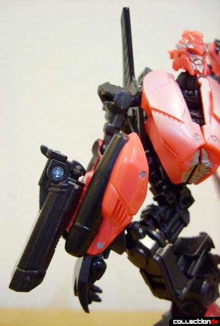 RotF Deluxe-class Autobot Arcee- robot mode (right arm)