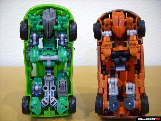 RotF Deluxe-class Autobot brothers Skids (L) and Mudflap (R) Mudflap in vehicle mode (2)