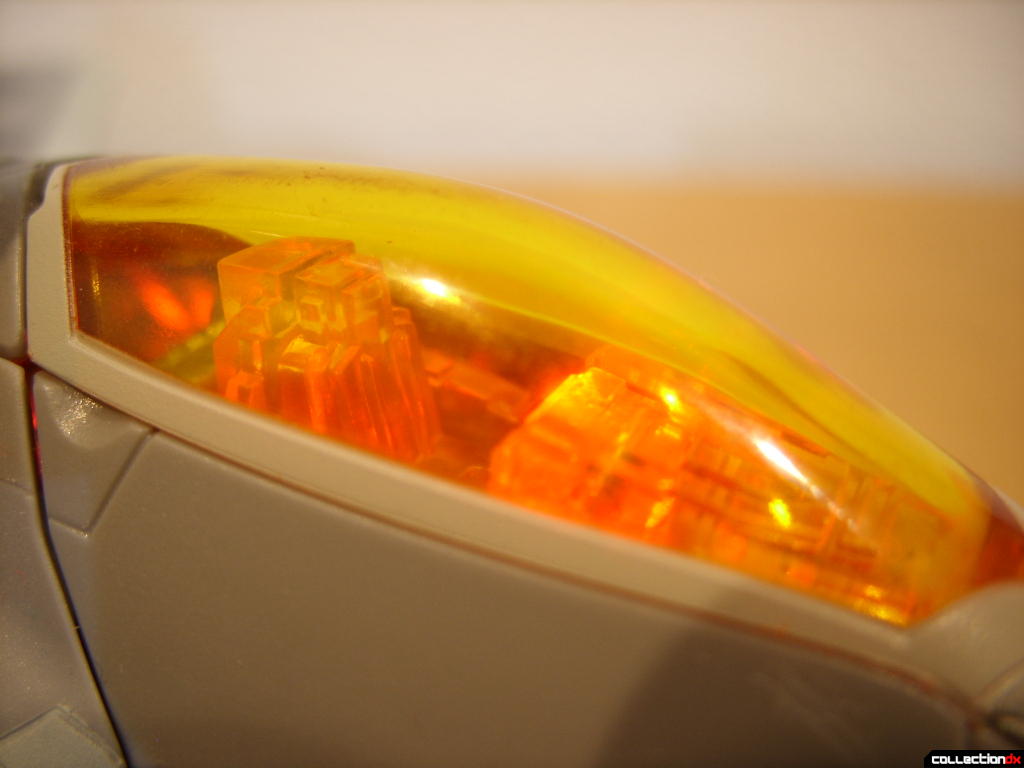 Masterpeice Movie Series Starscream- Vehicle Mode (cockpit, lit)