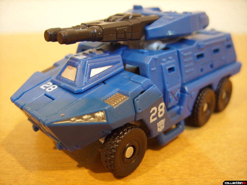 Scout-class Autobot Breacher- Vehicle Mode (front)