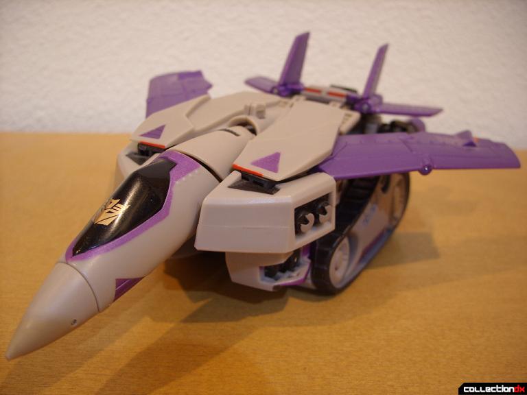 Voyager-class Decepticon Blitzwing- jet mode (front)