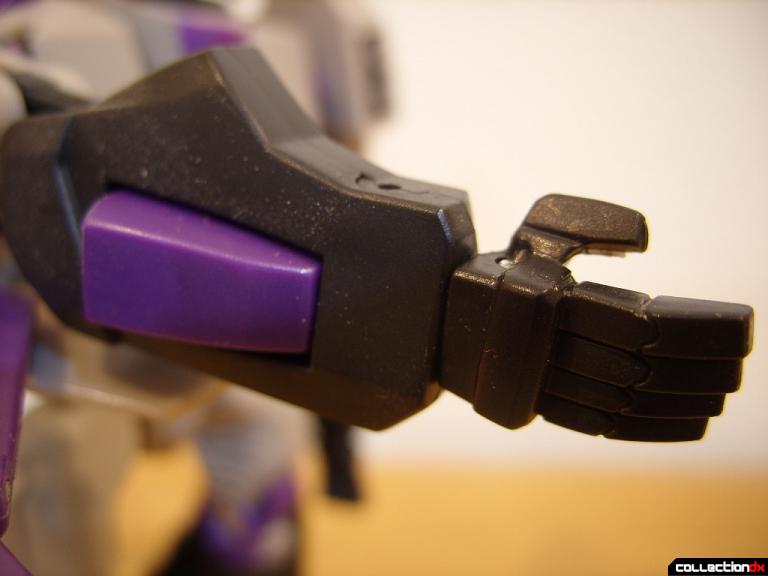 Voyager-class Decepticon Blitzwing- robot mode (right forearm and hand)