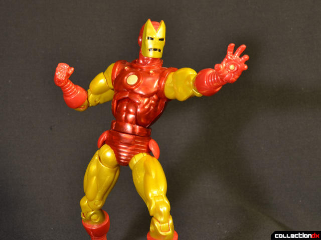 marvel-legends-iron-man-classic-04