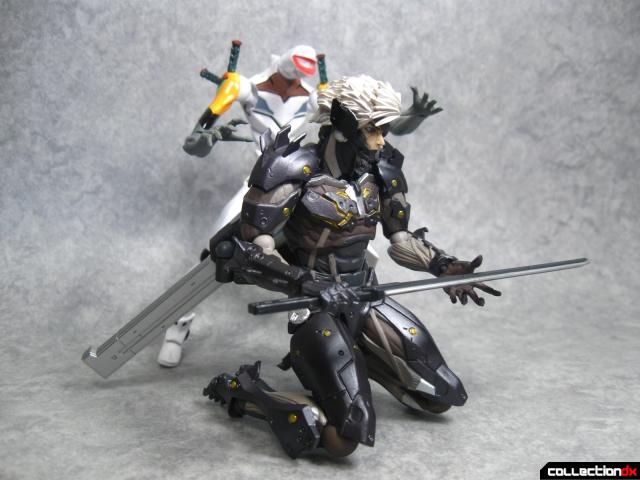 Revoltech Metal Gear Rising Revengeance RAIDEN Figure Review 