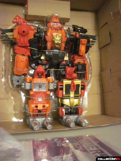 predaking_box_open_1 copy.jpg