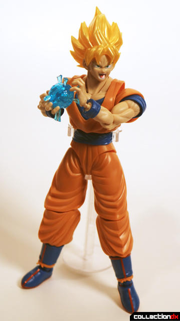 dx-goku-ball-stand