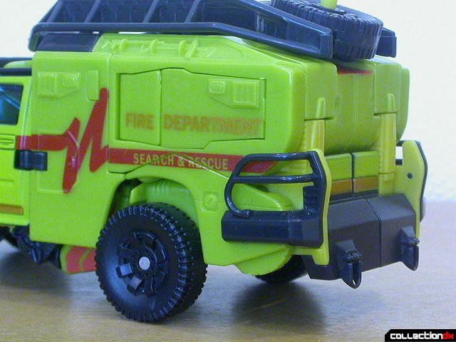 Autobot Ratchet- vehicle mode (cargo section detail)