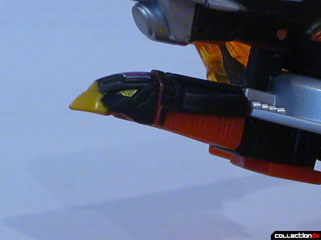 Decepticon Booster X10- beast mode (head detail)