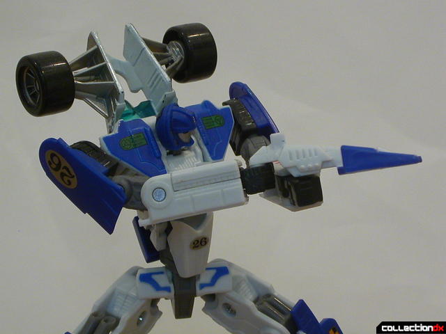 Autobot Mirage- robot mode posed (3- close up)