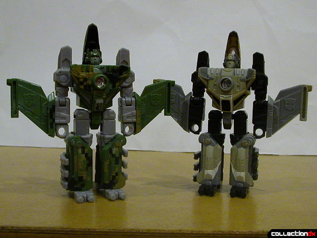 Autobots Air Raid (left) and Skyblast (right) in robot mode