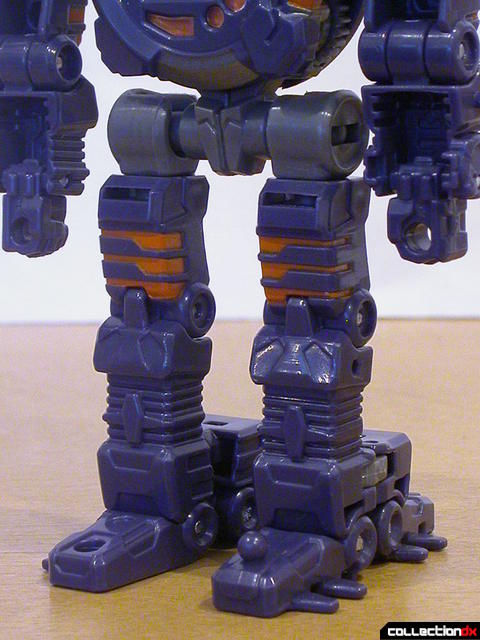 Decepticon Meantime- robot mode (legs detail)